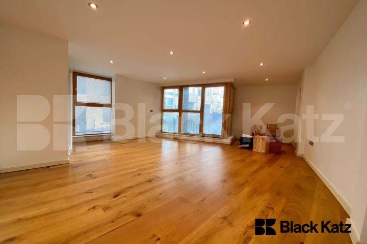 Stunning apartment offering size, quality & location  Great Suffolk Street , Waterloo/Southwark.